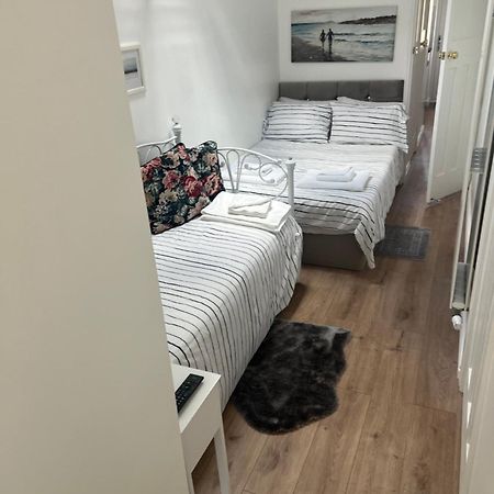 Cosy Studio Apartment, Flat In London تشيسلهورست المظهر الخارجي الصورة